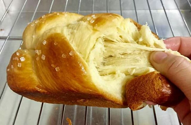 Cách thực hiện bánh mỳ hoa cúc chuẩn chỉnh vị Pháp đơn giản
