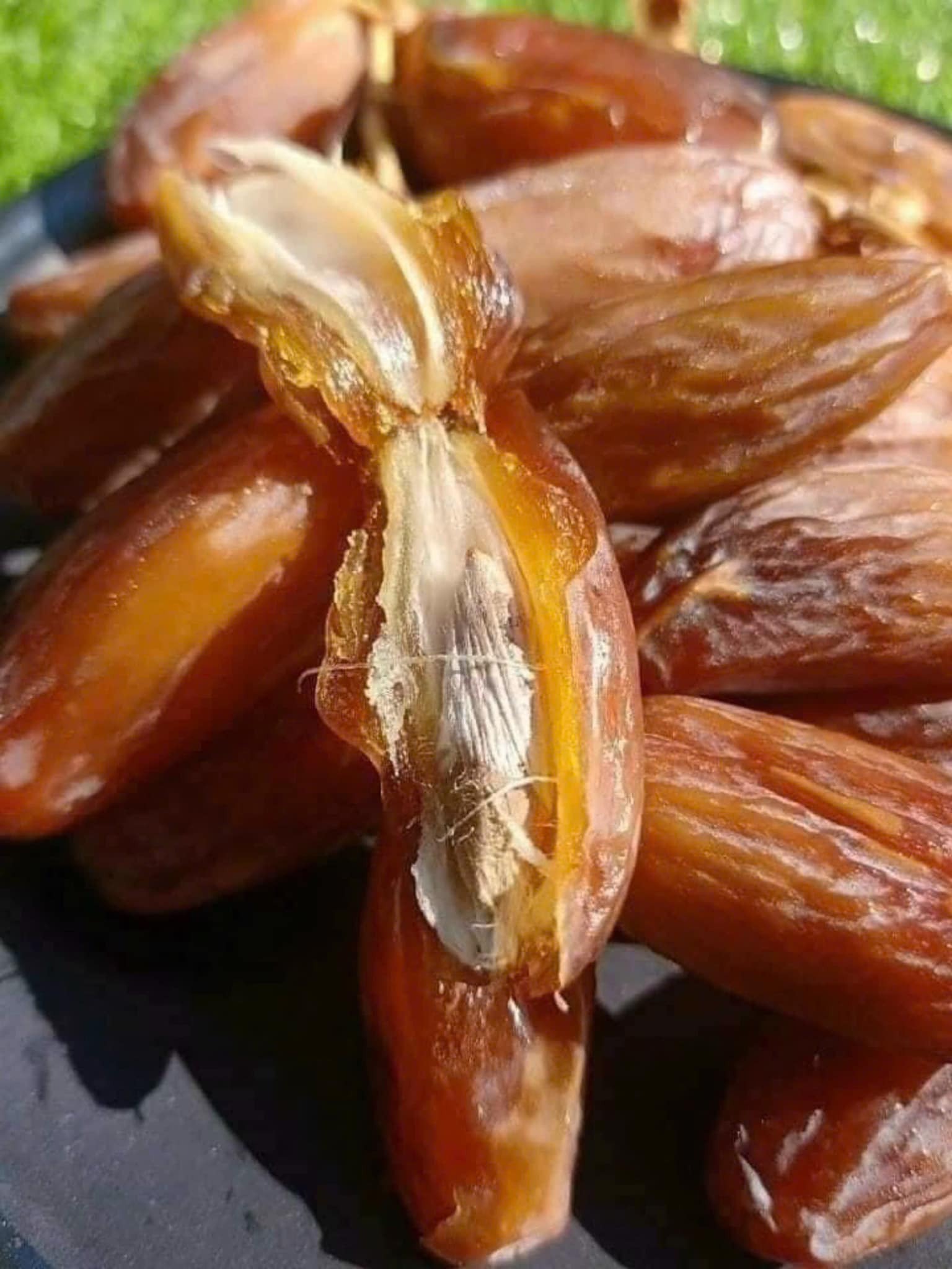chà là khô sanwan