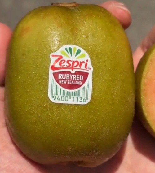 kiwi ruột đỏ