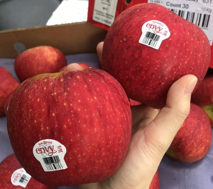 táo envy New Zealand size 30